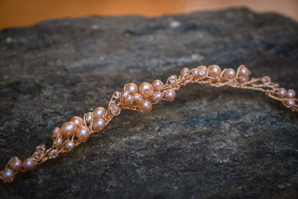 Thin Hair Vine with Gold Pearls - Image 4