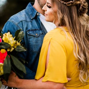 thin gold hair vine for half up half down hairstyle