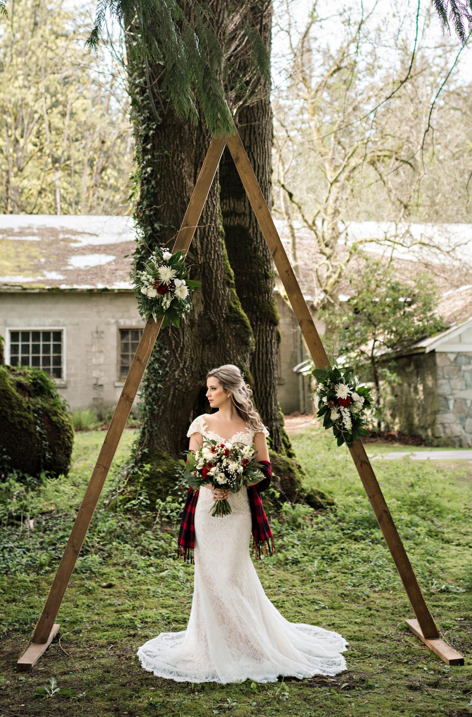 rustic hair piece with rustic wedding arch